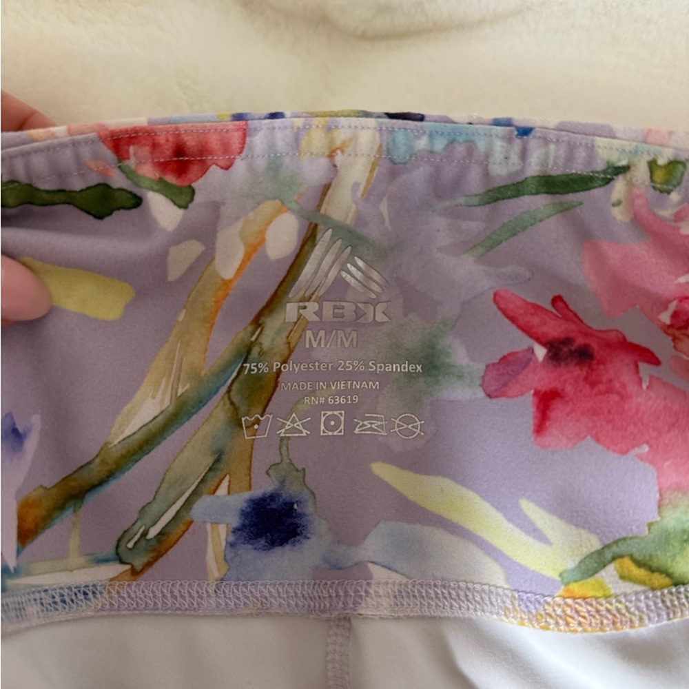 Reebox Floral 3/4 Leggings - Picture 2 of 3